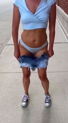 he is fucking my ass on the rooftop real amateur MILF - drtuber.com