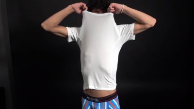 Curly twink boy shows off his slim body on webcam - drtuber.com