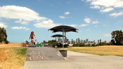 Euro amateur outdoor masturbation - drtuber.com