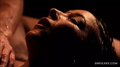 Close up water sex hot couple - sexu.com