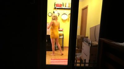 StripCamFun Blonde Amateur MILF Webcam for You - drtuber.com