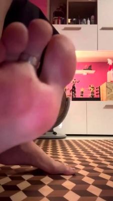 Black Amateur Explore Hot Foot Fetish - drtuber.com