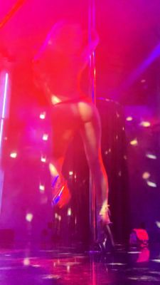 Amateur striptease and Solo masturbation - drtuber.com