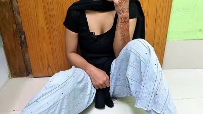 Desi Bhabhi - Hot Desi Bhabhi Fucks Servant While Wife is Away - Riya Chowdhury Homemade Sex - xxxfiles.com - Japan - India