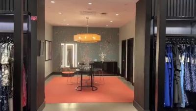 Hot Fitting Room Blowjob - Amateur Couple Public Sex - veryfreeporn.com