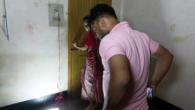 Hot Indian Housewife Fucks Husband in Doggy Style - Desi Bhabhi Homemade Sex - porntry.com - India