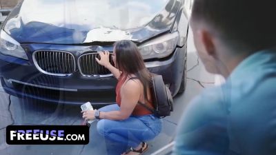 😮 johnny's hidden: making his stepmom to pay for her error with her figure - sexu.com