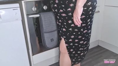 Homemade BBW Wife in Sheer Pantyhose - Mature MILF Shows Big Ass & Hairy Pussy - xxxfiles.com - Britain