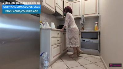 Hot Italian MILF Cheats on Husband with Big Cock Plumber - Homemade Fuck - veryfreeporn.com - Italy