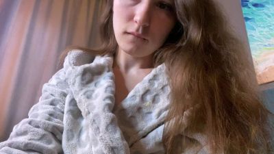 Hot amateur webcam teen masturbates for their fans - drtuber.com