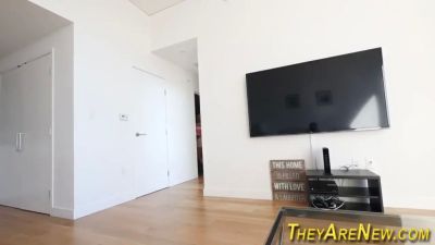 Amateur teenager spunked on - sexu.com