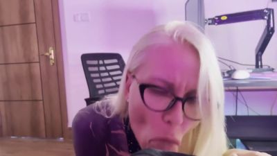 Trahnul Sekretarshu Posle Rabot I Konchil Ei Na Lico With Verified Amateurs And Cum In Face - hclips.com - Russia