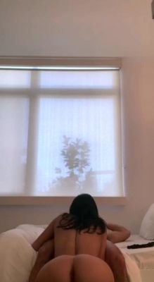 Small tit brunette amateur tugs on a big willie - drtuber.com