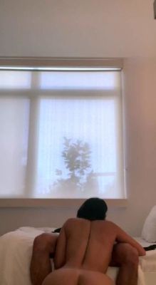 Small tit brunette amateur tugs on a big willie - drtuber.com