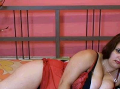Big Tits Webcam Girl Masturbating - drtuber.com