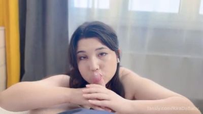 Hot Asian Teen KiraNewby Gives Morning Blowjob & Takes Cum in Mouth - Amateur Homemade HD - porntry.com - Russia