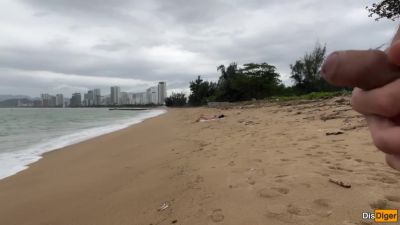 Katty West And Verified Amateurs - Babe Can I Cum On Your Tits? - Public Cock Flashing On The Beach - hclips.com