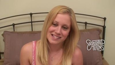 Hot Blonde Teen Chloe X Sucks Big Cock - Amateur POV Blowjob - xxxfiles.com