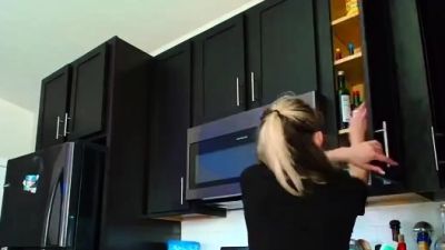 Amateur Webcam Chick Masturbates On Webcam More at - drtuber.com