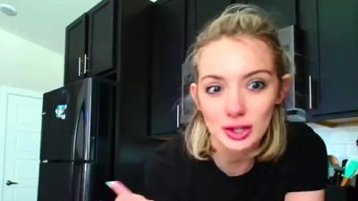 Amateur Webcam Chick Masturbates On Webcam More at - drtuber.com
