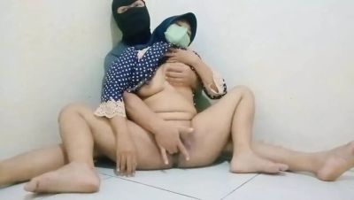 Hot Indonesian Maid Fucks Hard Until Cumshot on Stomach - Homemade Hijab Sex - xxxfiles.com - Indonesia