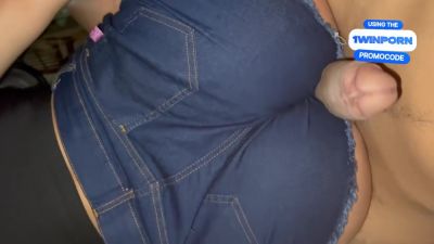 Empregada Dedicada Veio De Short Curtinho - Verified Amateurs - hclips.com