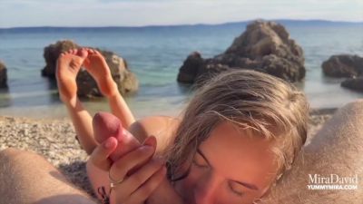 Verified Amateurs In Fucking On Public Beach - The Season Is Open! - hclips.com