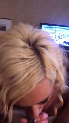 MILF blonde live toys webcam show in shower - drtuber.com - Brazil