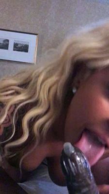 MILF blonde live toys webcam show in shower - drtuber.com - Brazil
