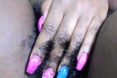 Hairy Black Amateur Close-Up Masturbation Video - drtuber.com