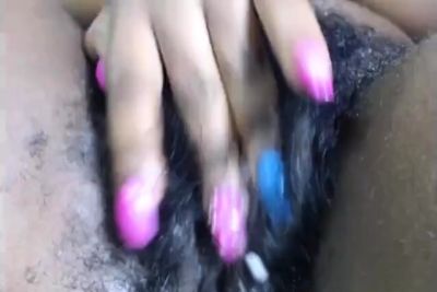 Hairy Black Amateur Close-Up Masturbation Video - drtuber.com