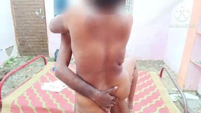 Desi Marathi Wife Hardcore Homemade Sex - Blowjob & Doggy Style Outdoor - porntry.com