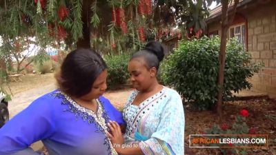 Amateur BBW Ebony Lesbians Share Double Dildo In Wild Homemade Fuck - hotmovs.com