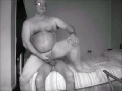 Fat Amateur Daddy Bareback - drtuber.com