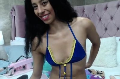 Amateur big ass brunette teen with - drtuber.com