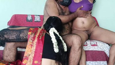 Hot Indian Married Couple Threesome with Mallu Aunty - Rough Sex & Pussy Licking - veryfreeporn.com - India