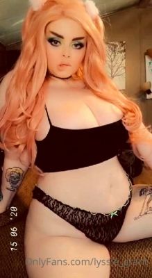 Big boob brunette masturbates on webcam - drtuber.com