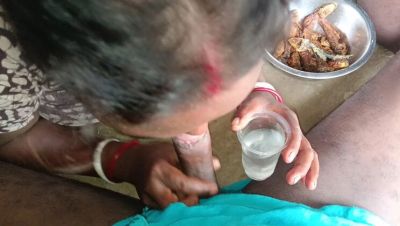 Desi Housewife Drinks Alcohol and Sucks Dick - Homemade Indian Sex - porntry.com - India